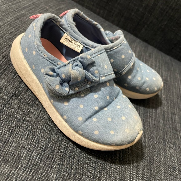 Carter’s sneakers - Picture 3 of 7